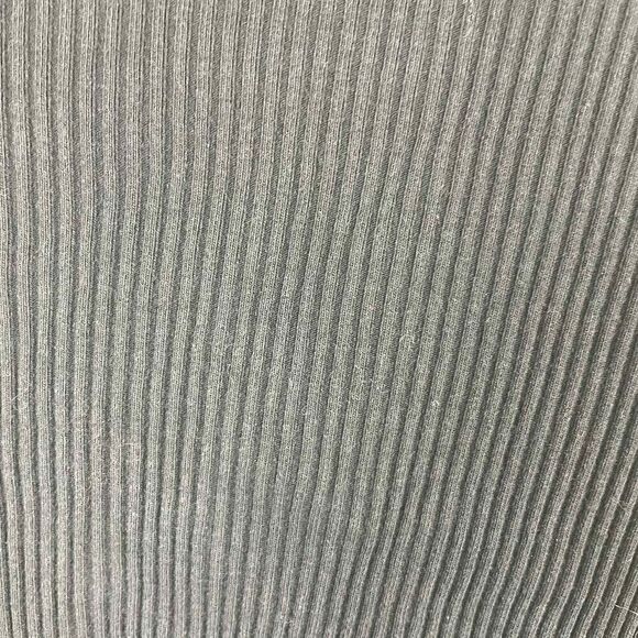 Eloquii Black Ribbed Lettuce Hem Long Sleeve Shirt Very Stretchy Size 14/16 - Picture 7 of 7